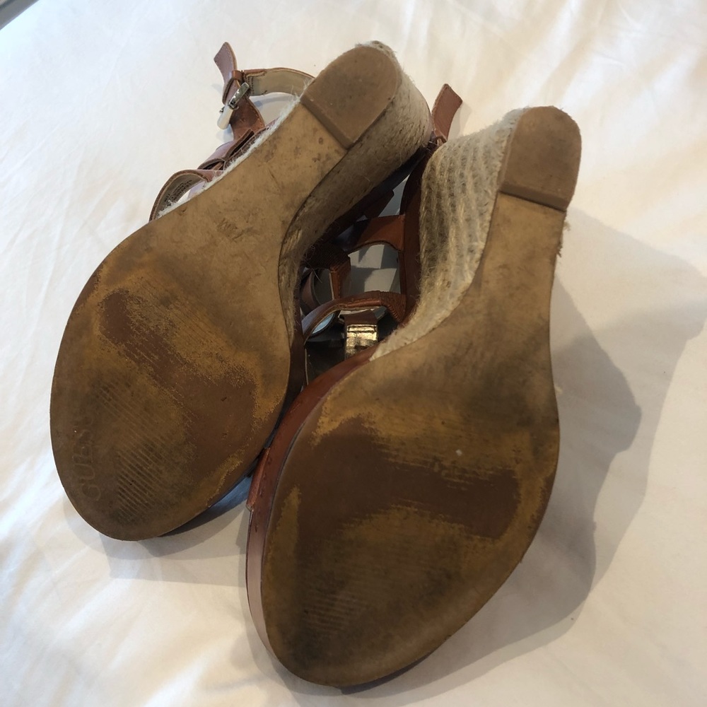 Guess wedge leather sandals - Picture 7 of 7